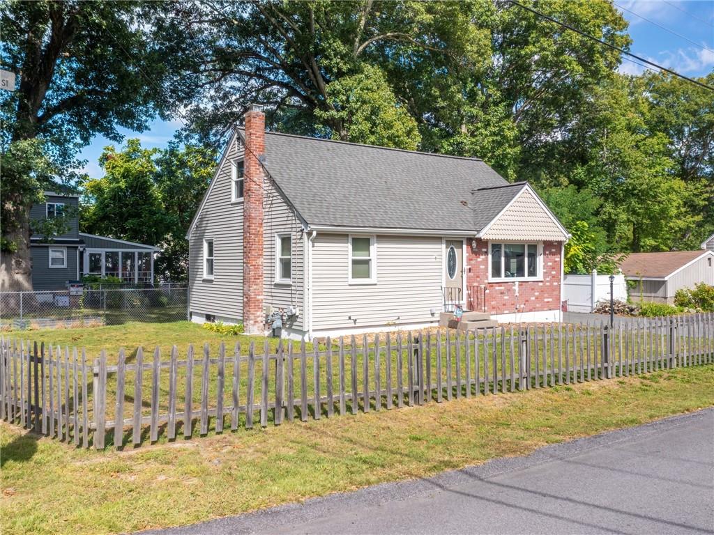 73 Salix Street Property Photo 28
