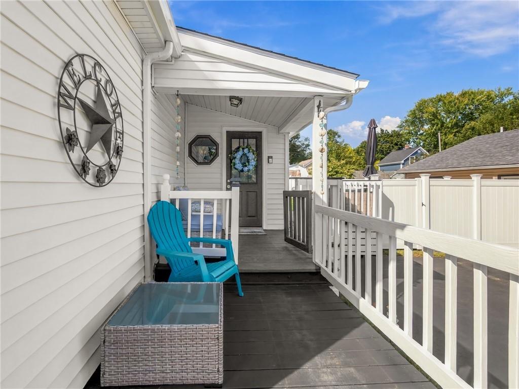 37 Oxford Avenue Property Photo 2