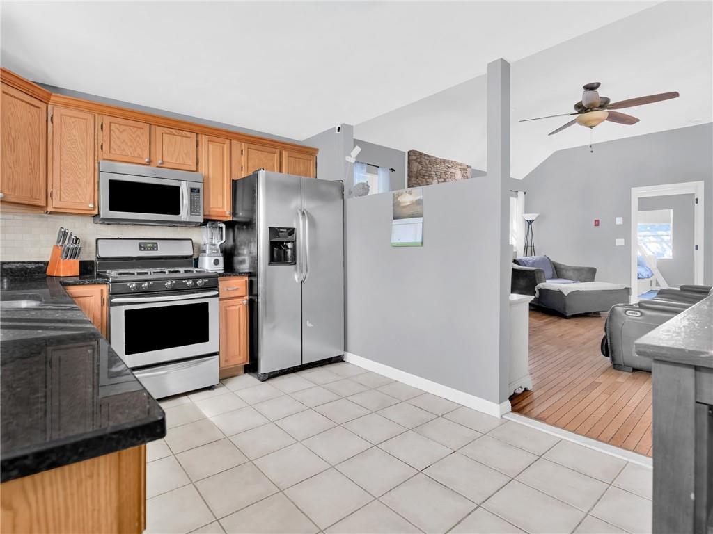 37 Oxford Avenue Property Photo 5