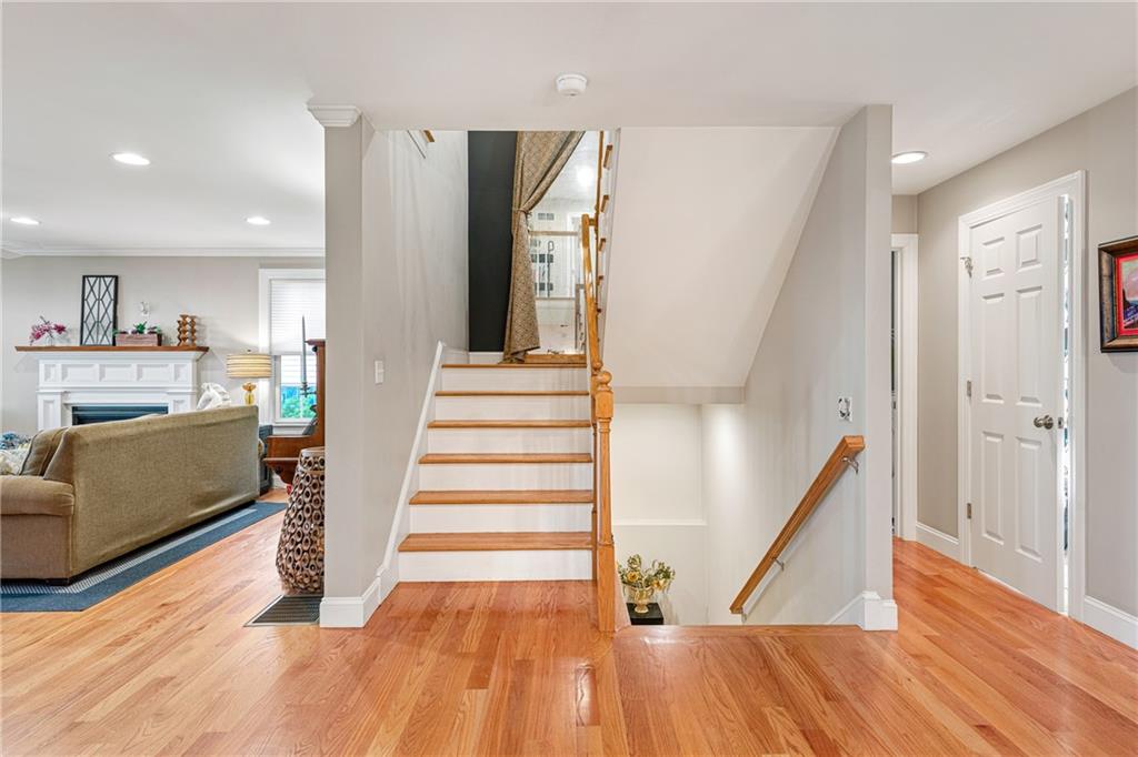 11 King Philip Avenue Property Photo 18