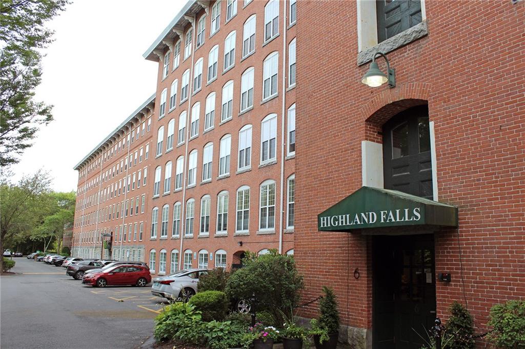 2 School Street UNIT 105