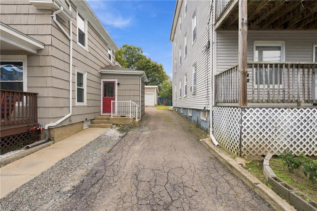 297 Burnside Avenue Property Photo 26