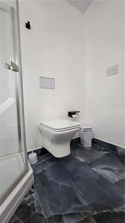 463 Potters Avenue Property Photo 15