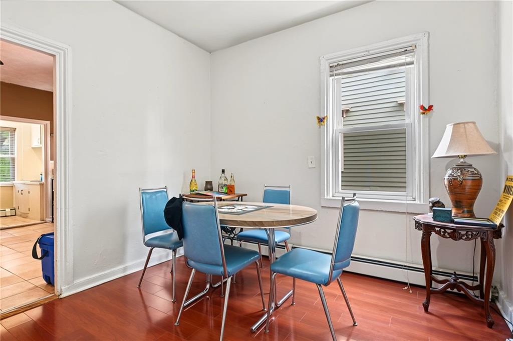 211 Carpenter Street Property Photo 7