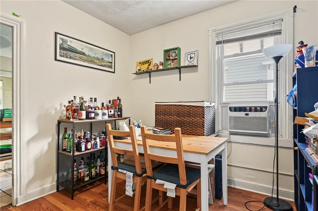 211 Carpenter Street Property Photo 18