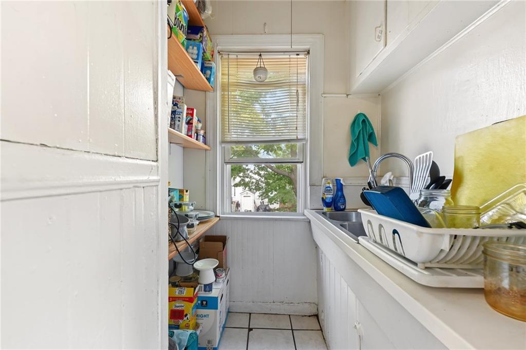 211 Carpenter Street Property Photo 19