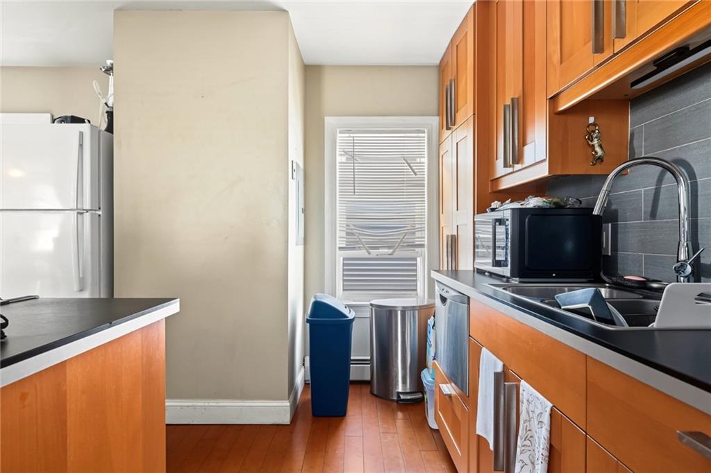 211 Carpenter Street Property Photo 26