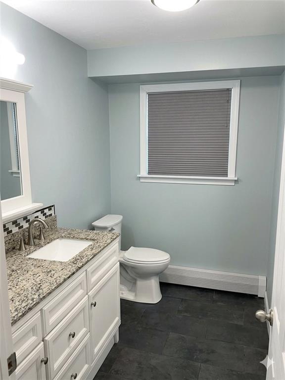 200 Bend Street Property Photo 9