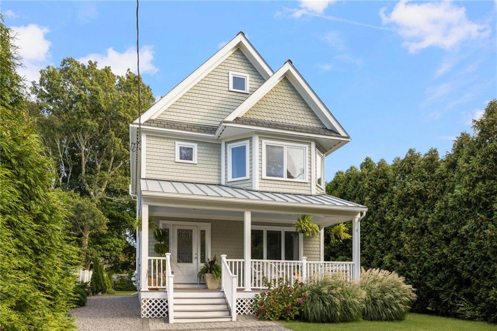 388 Shore Acres Avenue