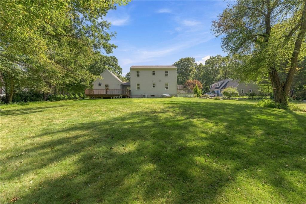 10 Erin Drive Property Photo 3