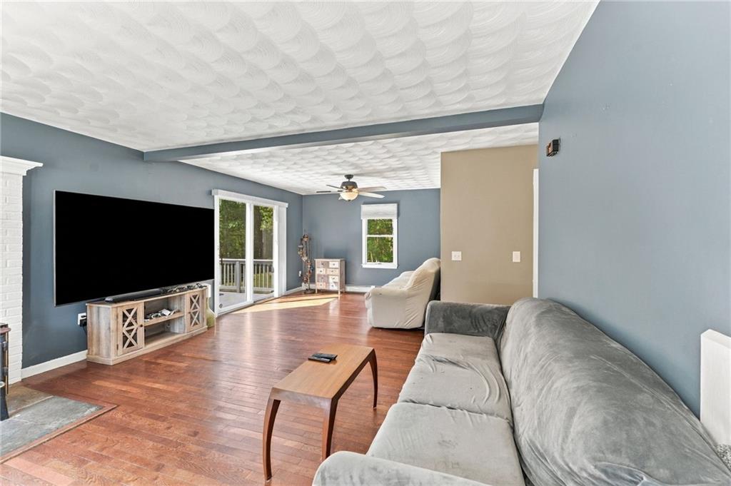10 Erin Drive Property Photo 13