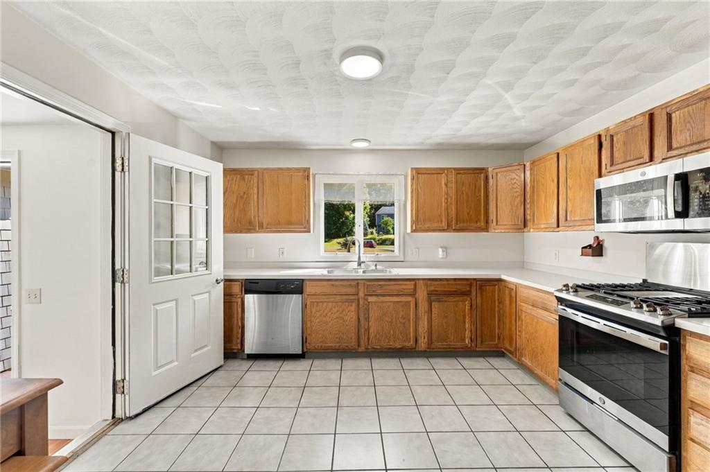 10 Erin Drive Property Photo 17