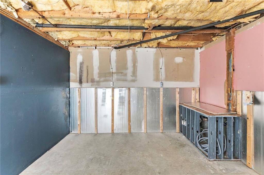 10 Erin Drive Property Photo 42
