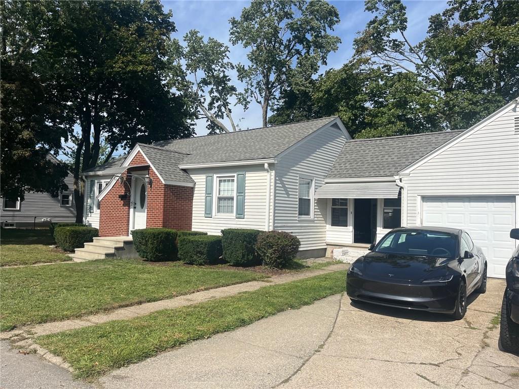 456 Elm Street Property Photo 2