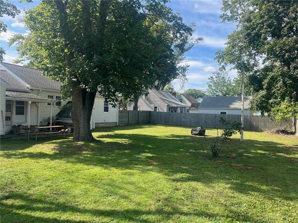 456 Elm Street Property Photo 5