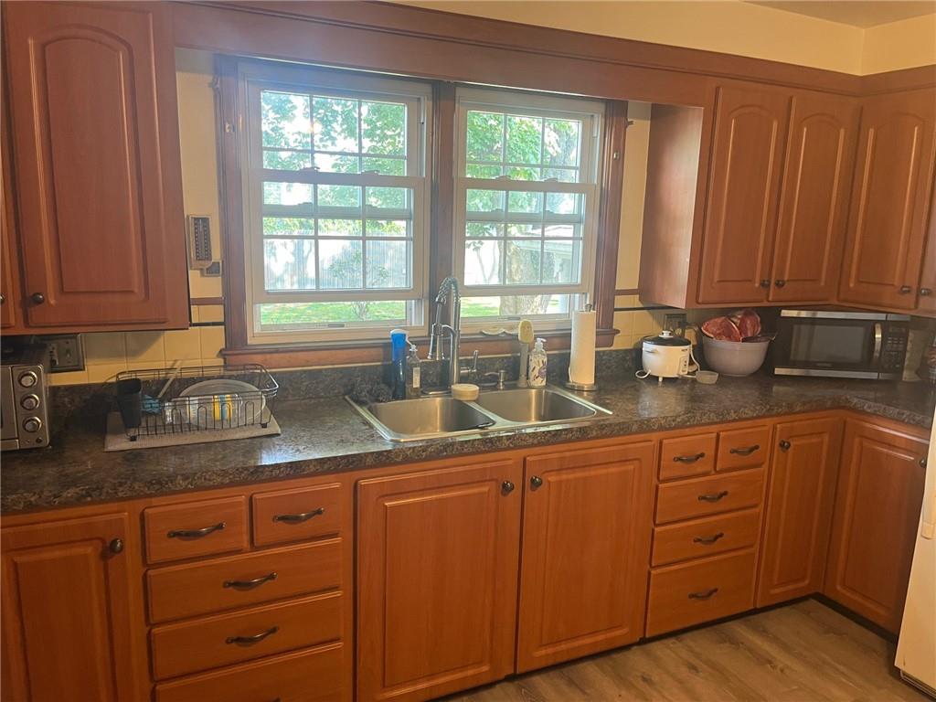456 Elm Street Property Photo 16