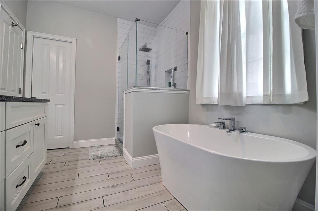 6 Bridgette Lane Property Photo 21