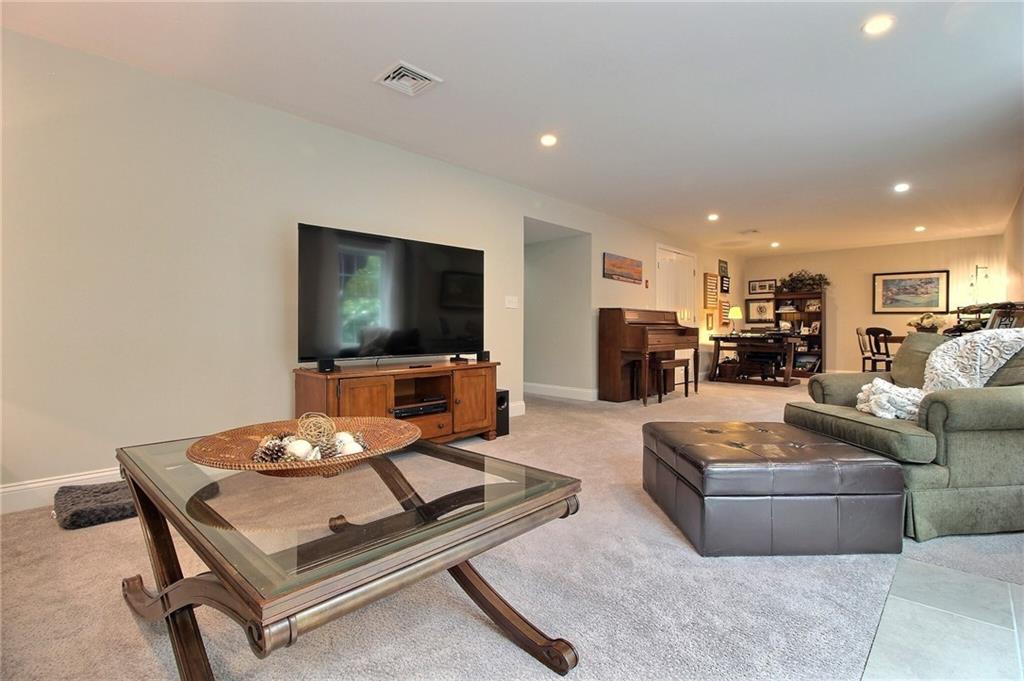 6 Bridgette Lane Property Photo 33