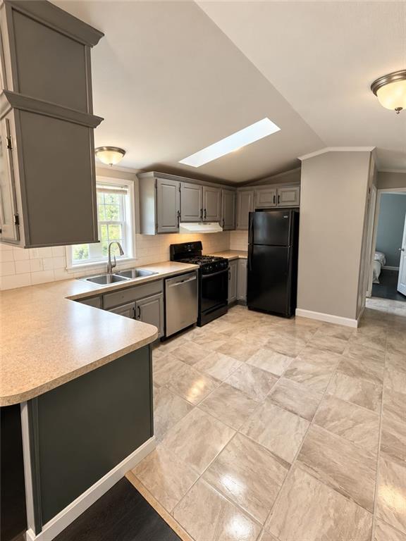 54 West Drive Property Photo 3
