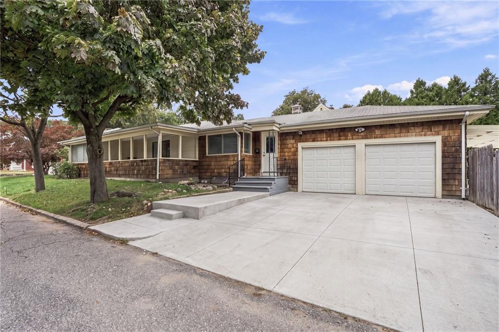 19 Cooper Street Property Photo 33
