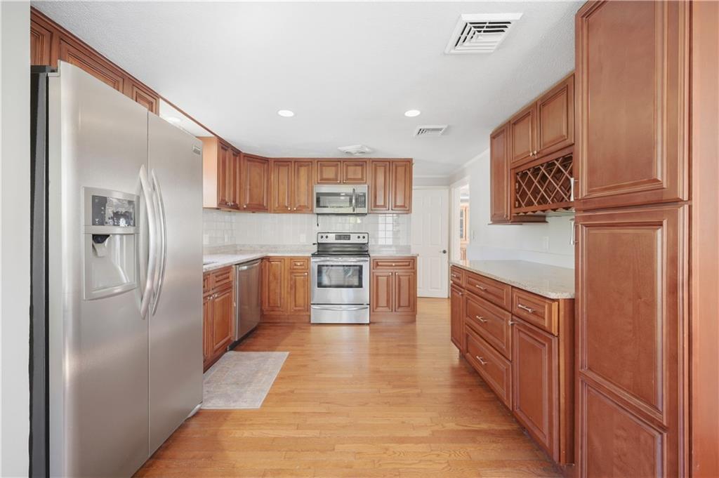 11 Rockhill Drive Property Photo 4