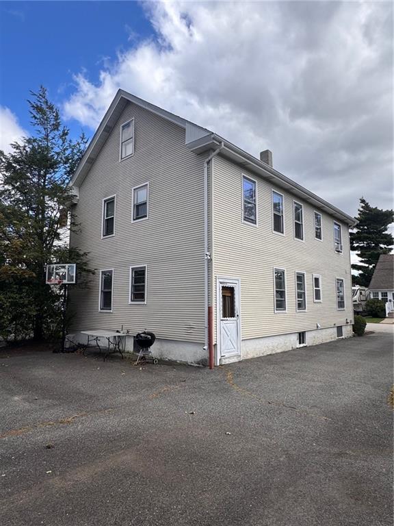 71 Rowe Avenue Property Photo 3