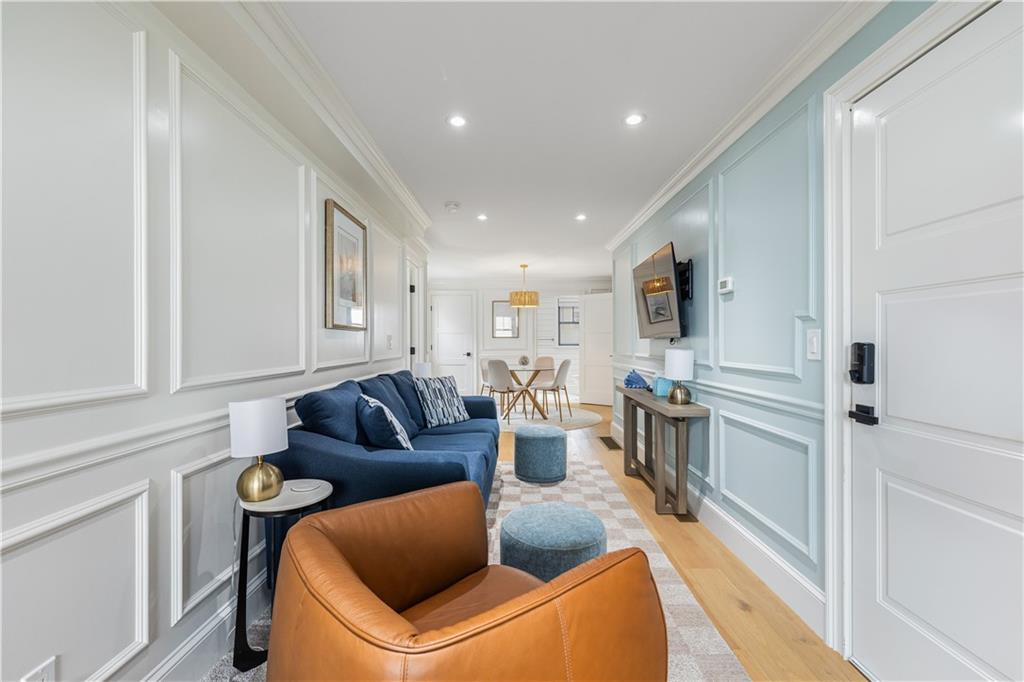 9 Dearborn Street Property Photo 14