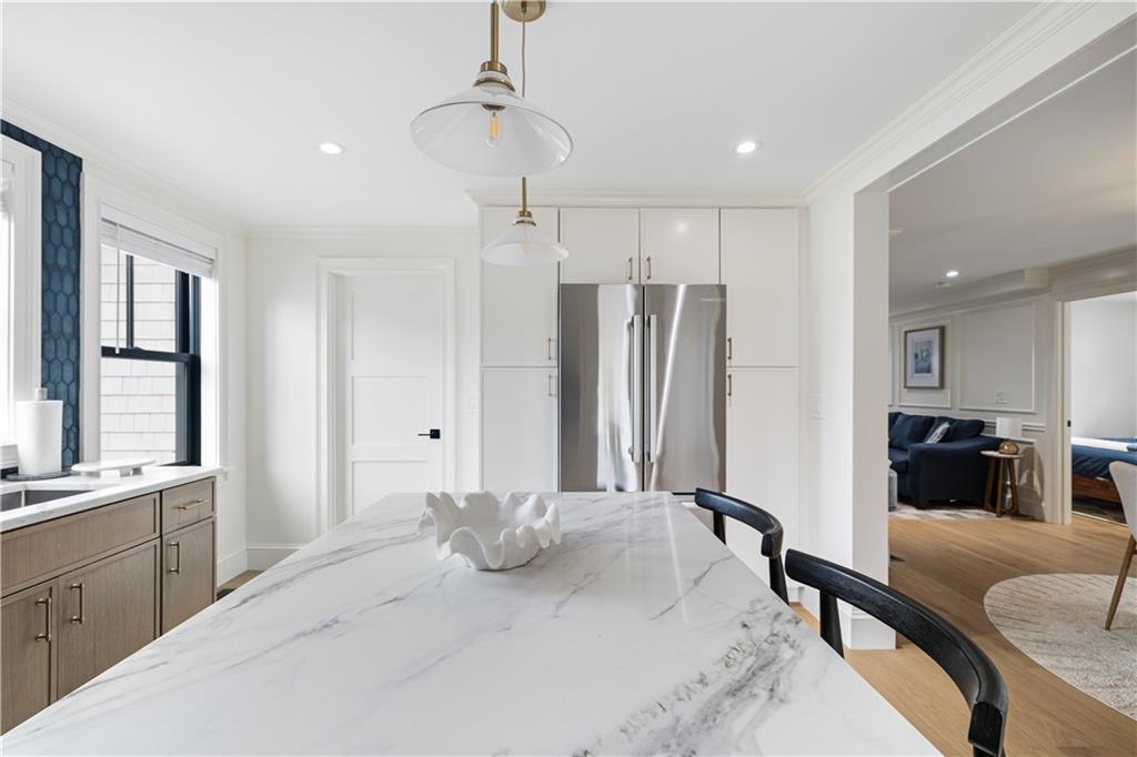 9 Dearborn Street Property Photo 20