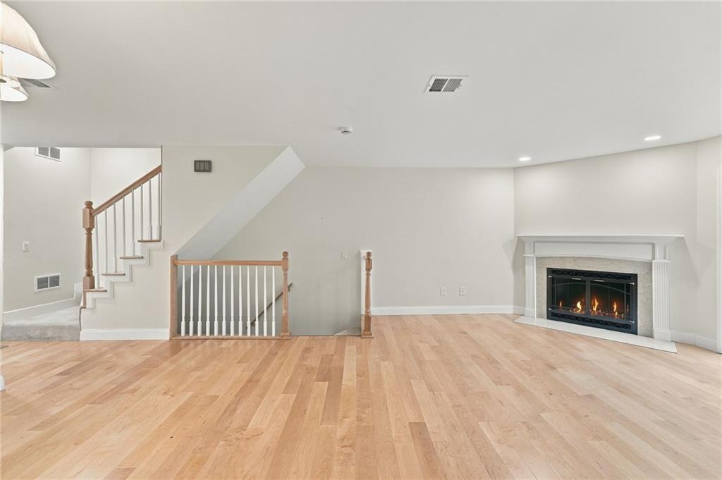 92 Scenic Drive Property Photo 8