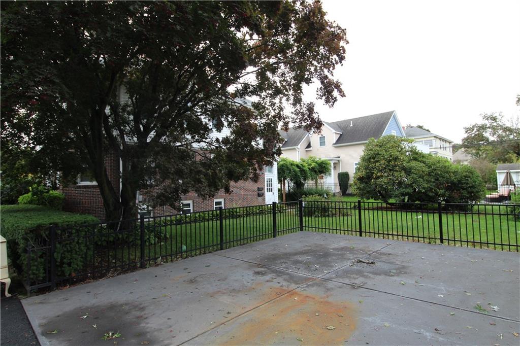 69 Emanual Street Property Photo 7