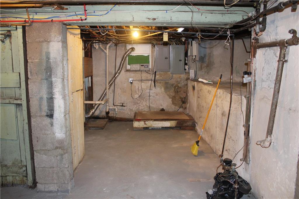 69 Emanual Street Property Photo 14