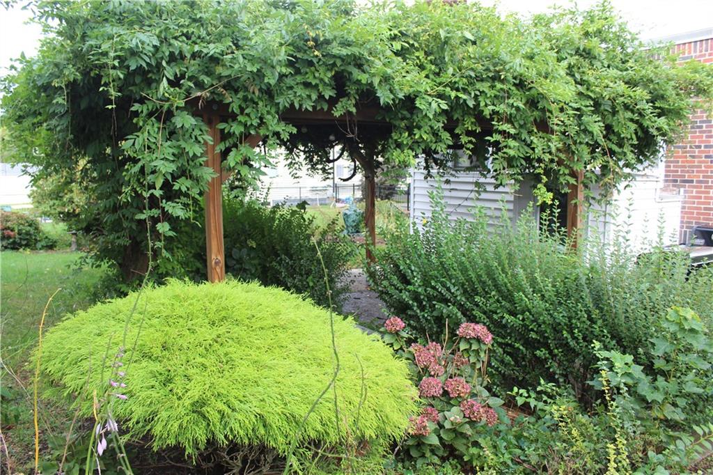 69 Emanual Street Property Photo 15