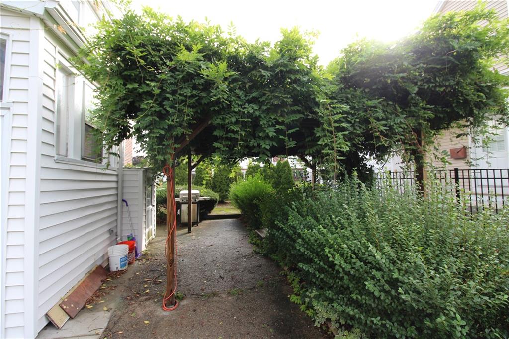 69 Emanual Street Property Photo 16