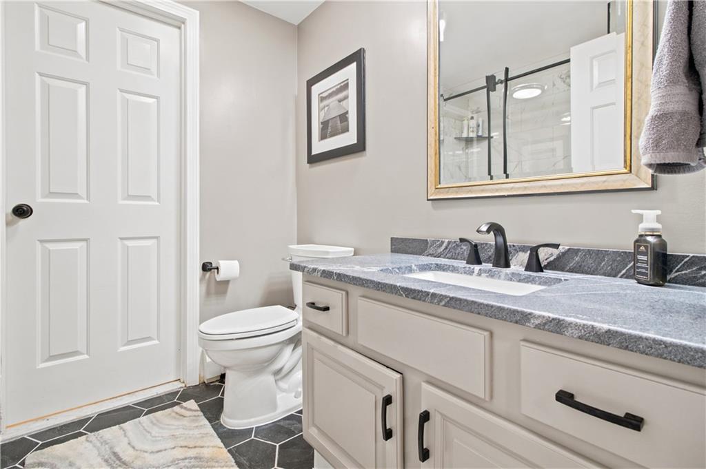 30 Eagle Run Unit B Property Photo 16