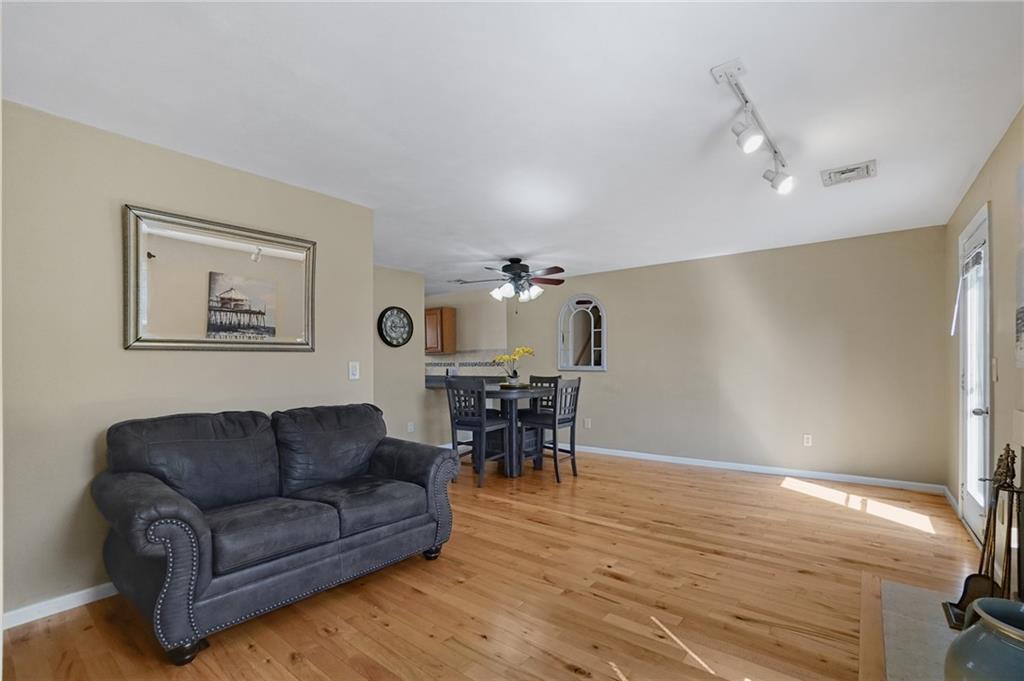 1603 Plainfield Pike Unit B7 Property Photo 6