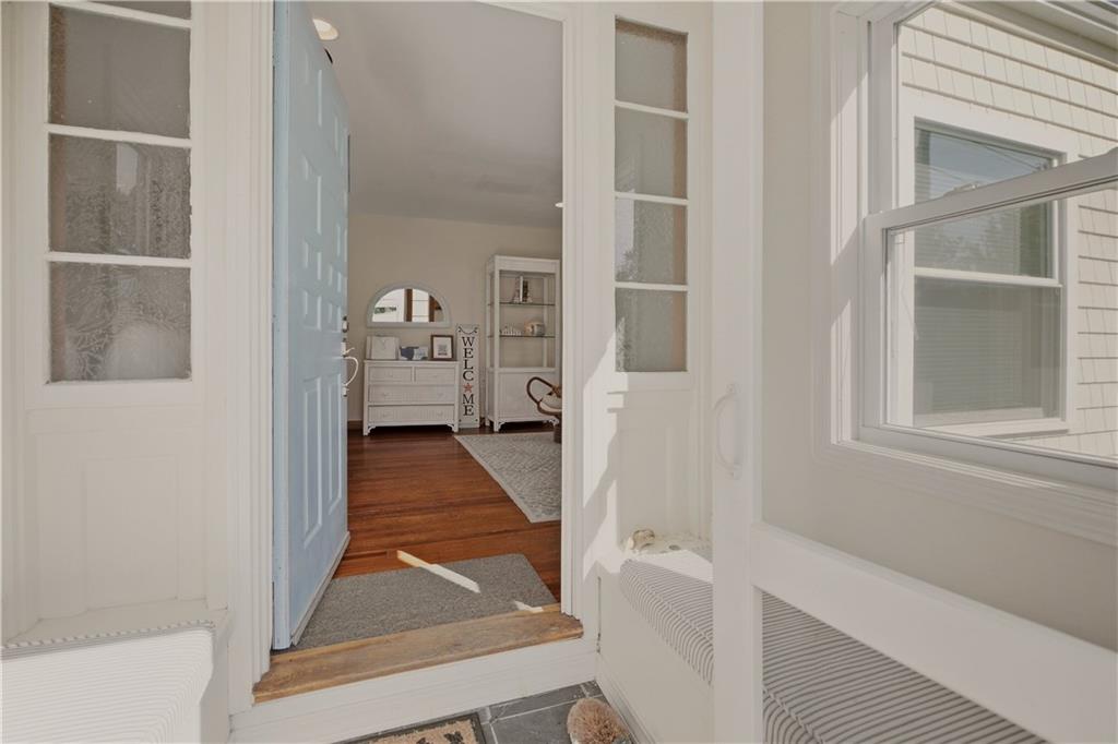 91 Easton Avenue Property Photo 2