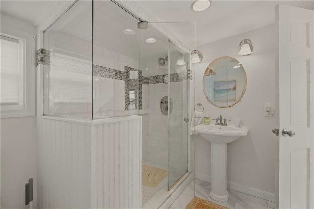 91 Easton Avenue Property Photo 25