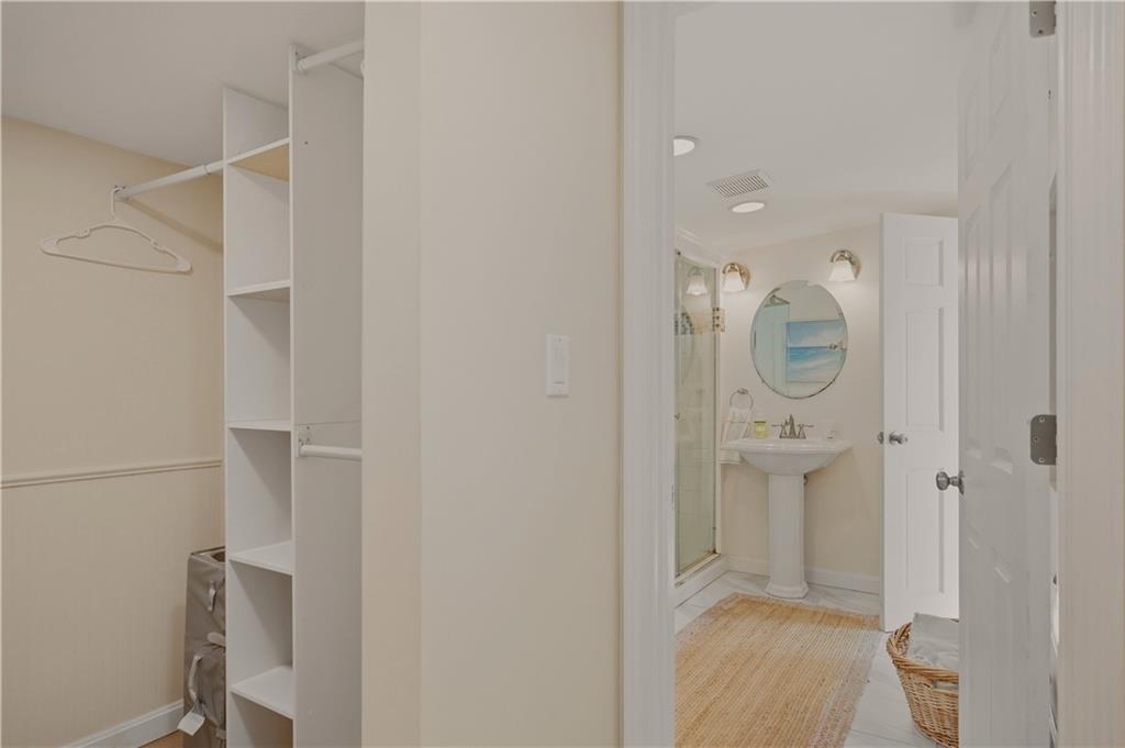 91 Easton Avenue Property Photo 27