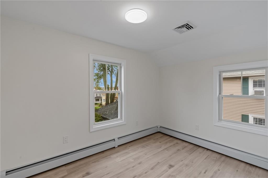 65 67 7th Street Property Photo 19