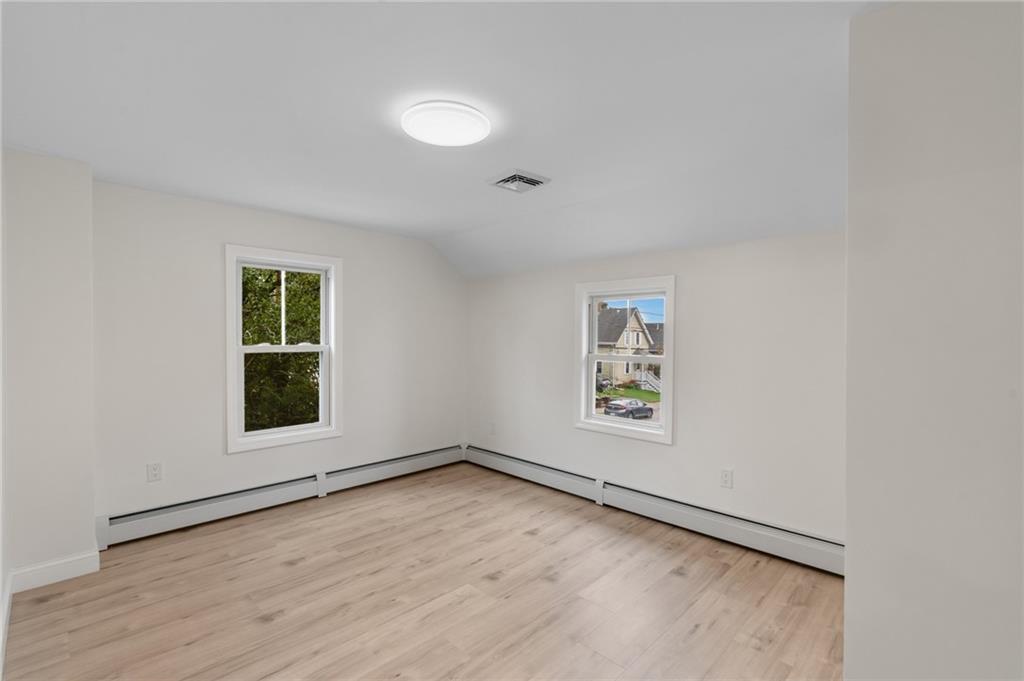 65 67 7th Street Property Photo 20