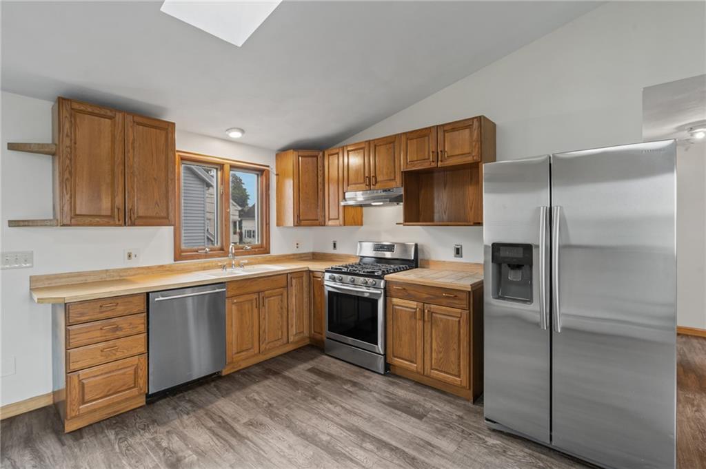 65 67 7th Street Property Photo 24