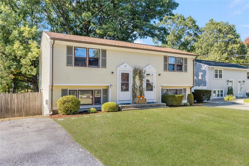 131 133 Kenyon Avenue Property Photo 2
