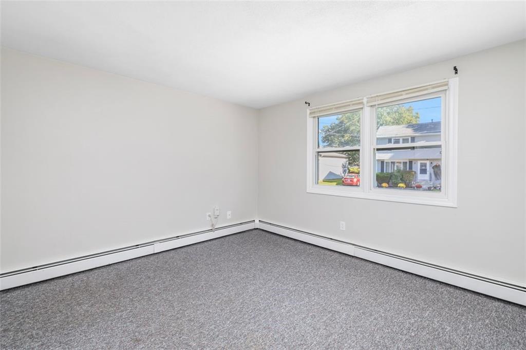 131 133 Kenyon Avenue Property Photo 14