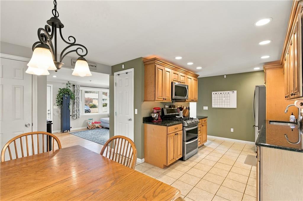 248 Knollwood Drive Property Photo 11