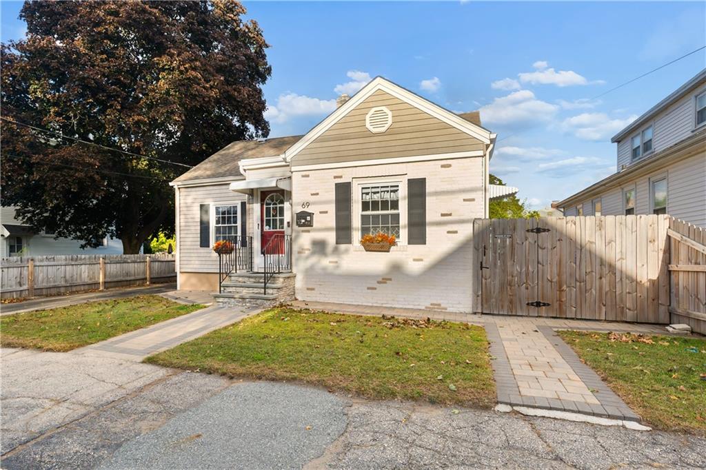 69 Clarner Street Property Photo 1
