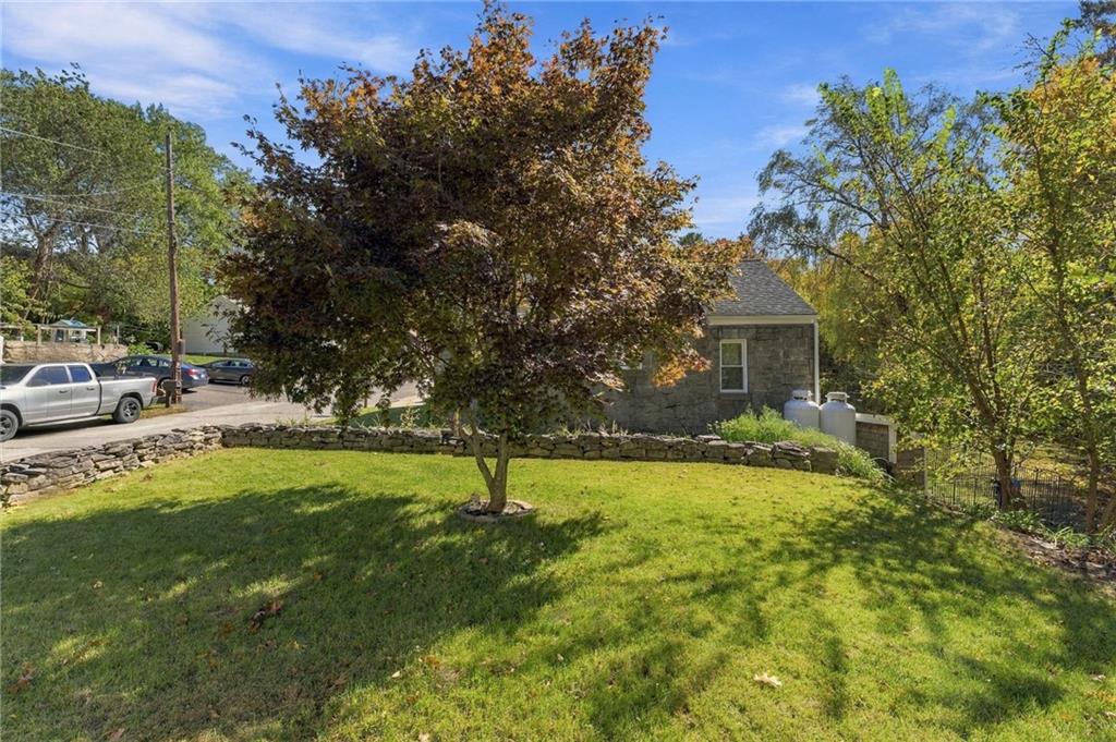 35 Spring Lane Property Photo 22
