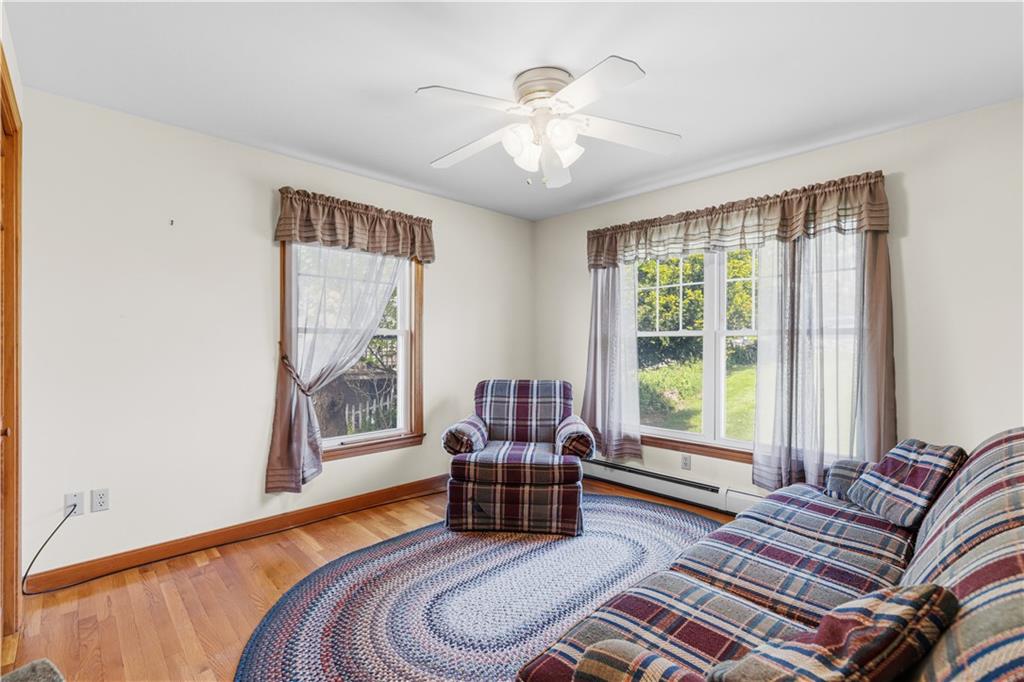 400 Sampson Street Property Photo 28
