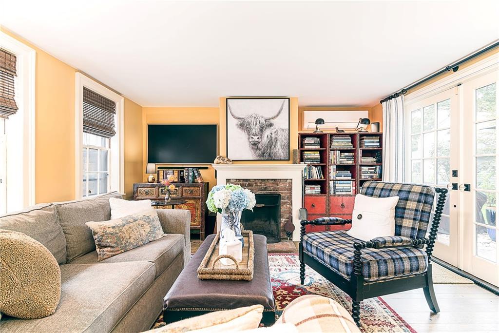 11 Fountain Street Property Photo 17