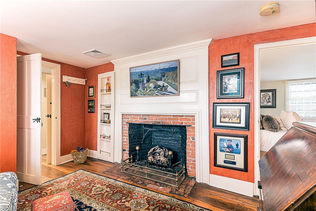 11 Fountain Street Property Photo 35