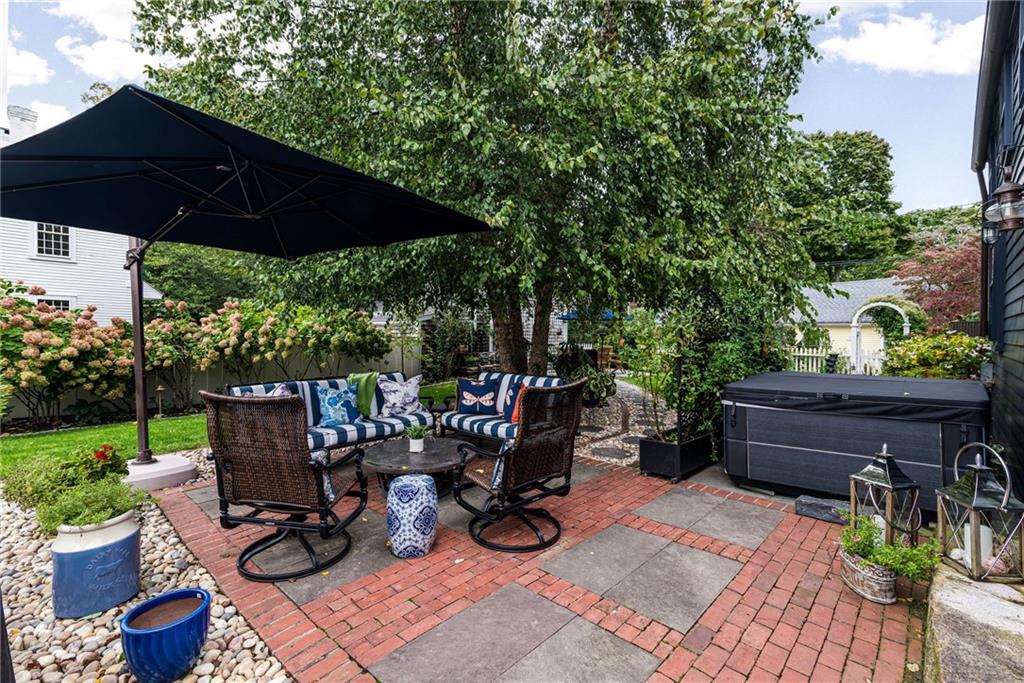 11 Fountain Street Property Photo 41